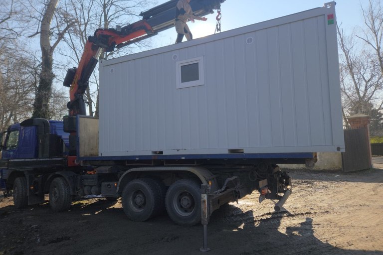 Jeřábnické práce a skládání hydraulickou rukou - foto č. 3