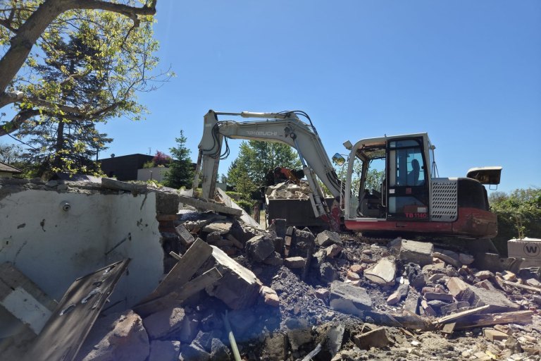 Demolice objektu a odvoz suti - foto č. 5