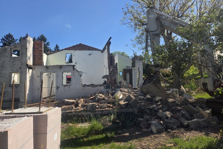 Demolice objektu a odvoz suti - foto č. 1